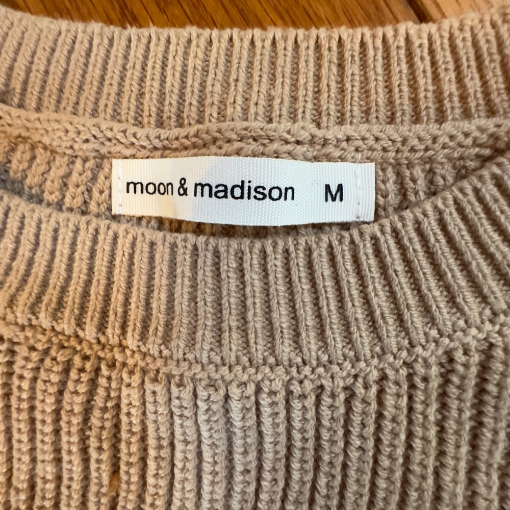 MOON and MADISON Sleeveless stripe Sweater Medium NEW Soft Flattering St… - Picture 5 of 7